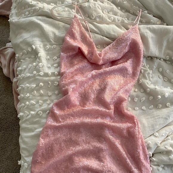 Selfie Leslie Miami Nights Cowl Neck Sequin Mini Dress in light pink - Picture 1 of 8